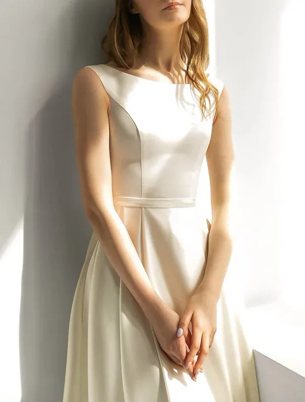 Luolandi Bridal Shower Simple Wedding Dresses Wedding Dresses A-Line Sweetheart Long Sleeve Tea Length Chiffon Bridal Gowns With Ruched Split Front