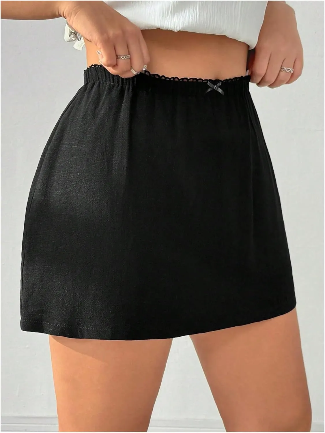 MakeMeChic Women's Plus Size Mini Skirt Bow Knot Straight Hem Summer Short Skorts