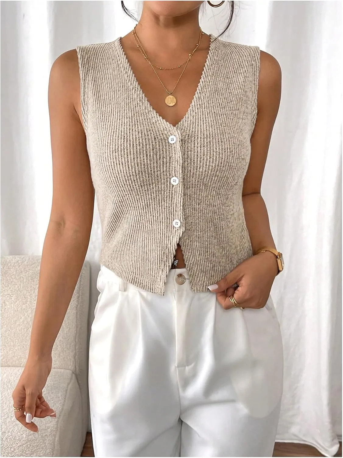 Milumia Women's Textured Button Down V Neck Vest Top Split Hem Sleeveless Tank Tops
