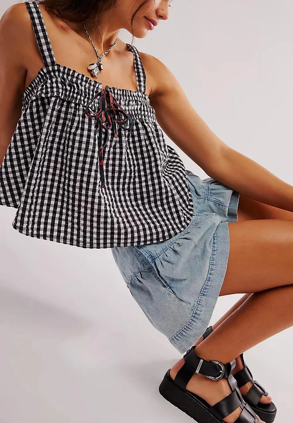 Mxiqqpltky Women Cute Plaid Camisole Y2K Tie Front Square Neck Loose Fit Cropped Tank Tops Casual Smocked Flowy Hem Cami Vest
