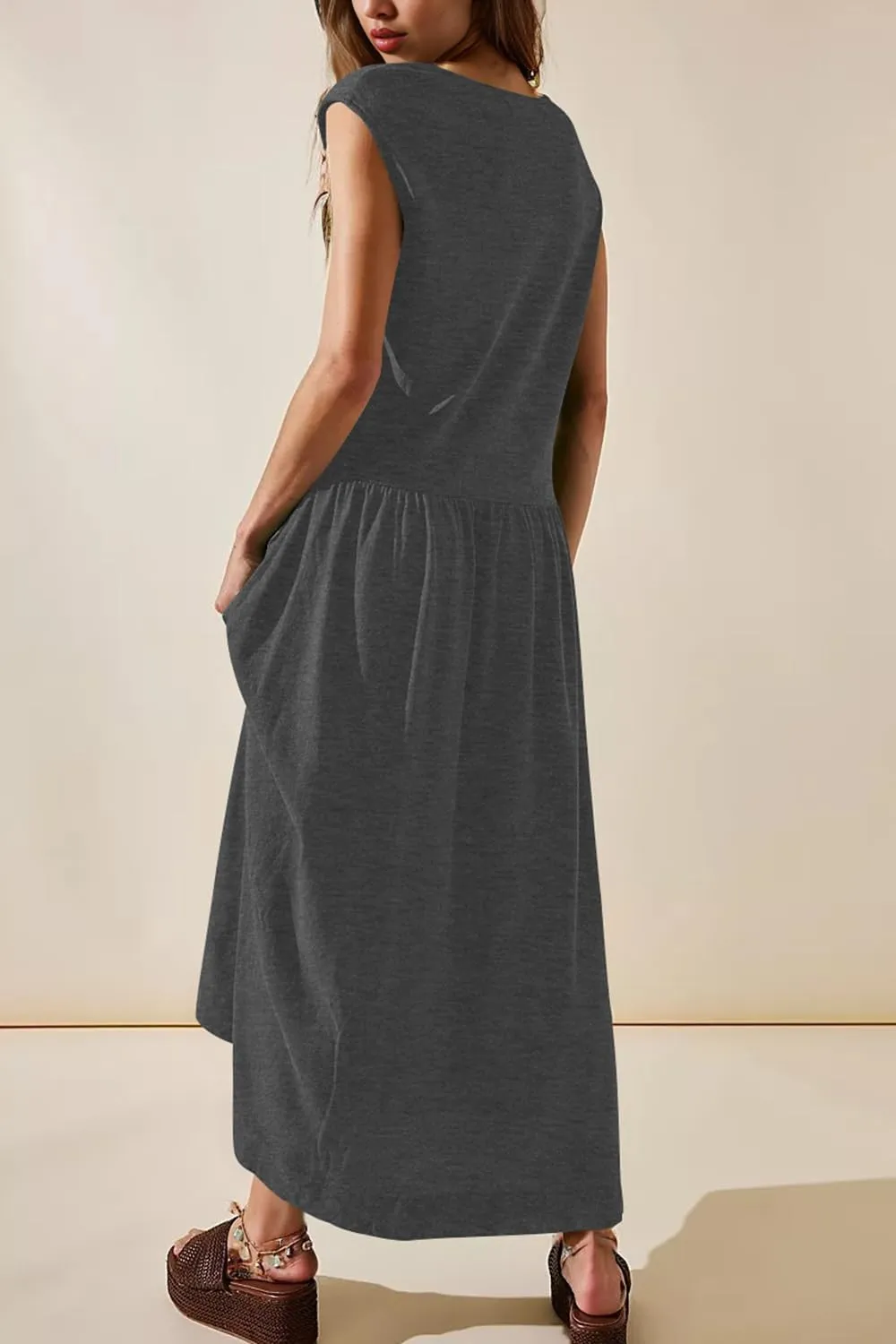 Naggoo Womens Sleeveless Maxi Dress Summer Casual Crewneck Tank Long Dreses with Pocket Vacation Beach Sundress