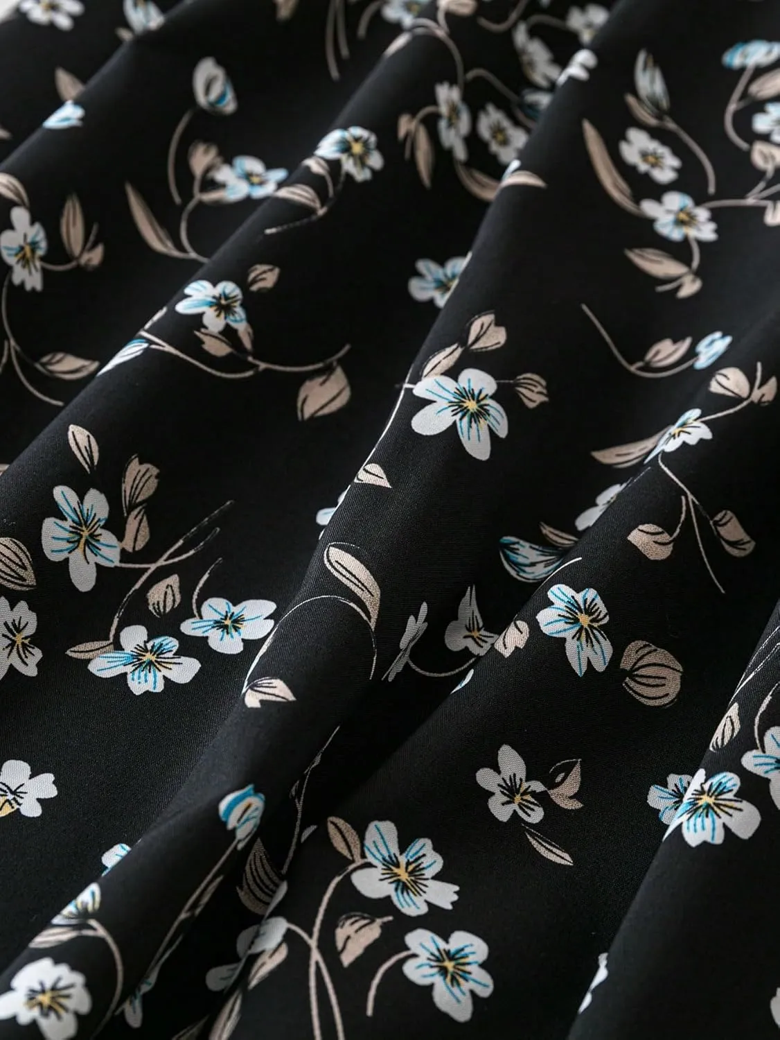 WDIRARA Women's Floral Print High Waist Maxi Skirt Boho Flowy Flared A Line Skirt