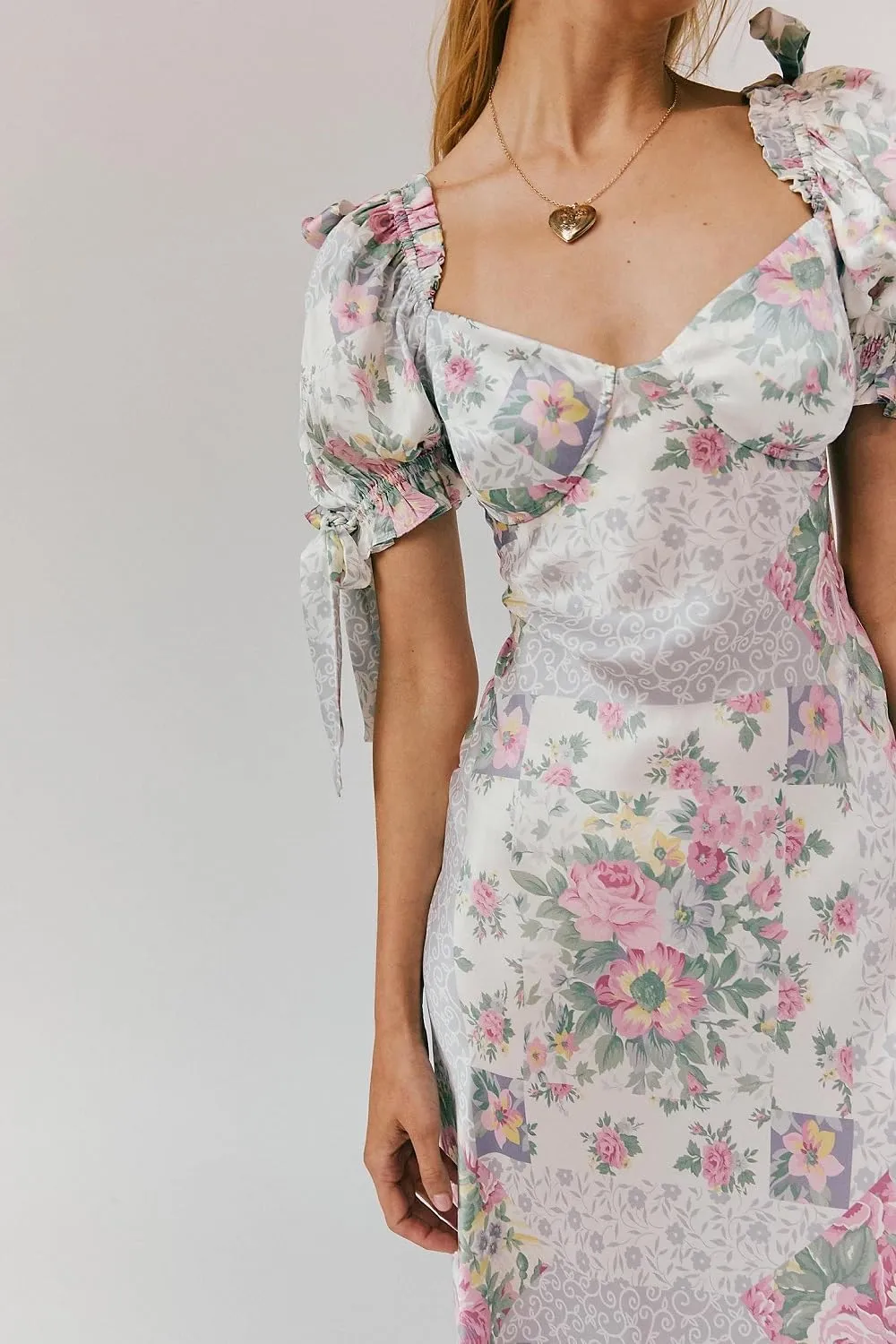 Woman Floral Puff Sleeve Maxi Dress Square Neck Ruffle Flowy Long Dresses Boho Tiered A Line Summer Sundress