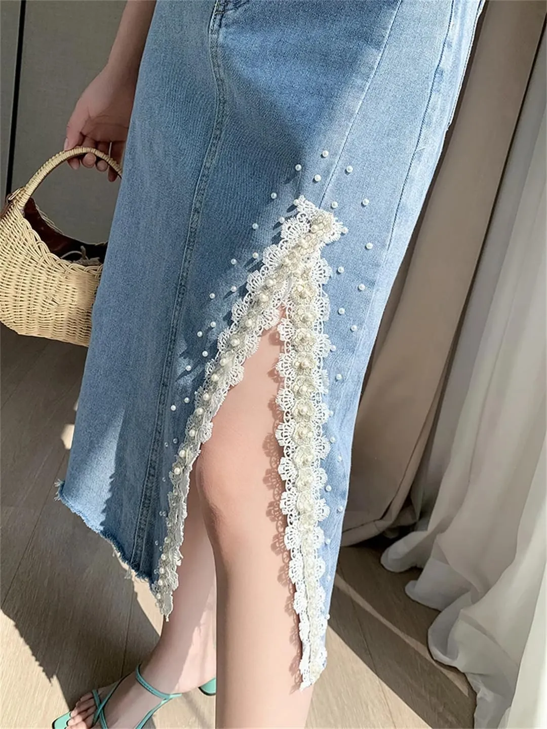 Women's High Waisted Beaded Denim Skirt Lace Crochet 4-Pocket Jeans Midi Skirt Frayed Hem Work Dress