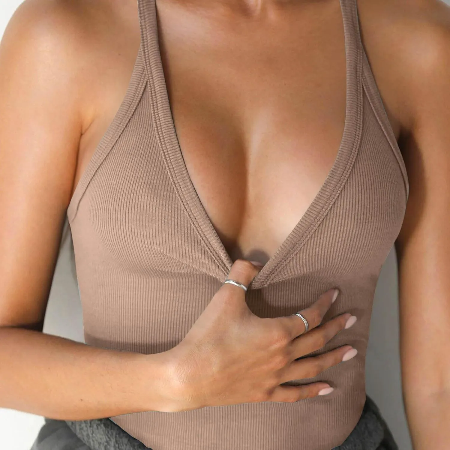 Women's Tank Tops Summer Spaghetti Strap Spring Shirts Deep V Neck Beach Vacation 2025 Casual Camisole